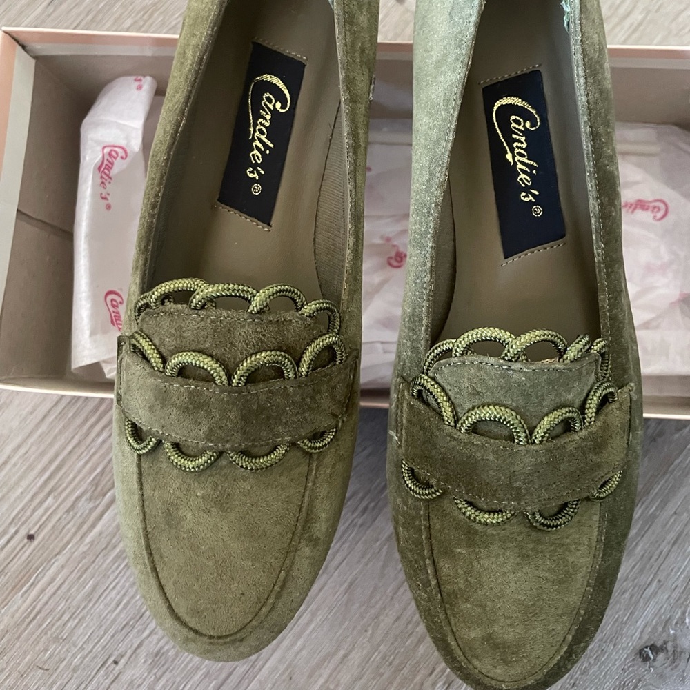 Candies loafers sz 6